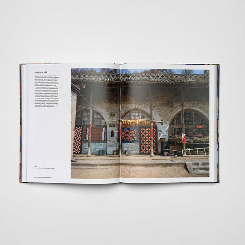 Chinese Patchwork: Ancient Origins, New Expressions / Nancy Berliner