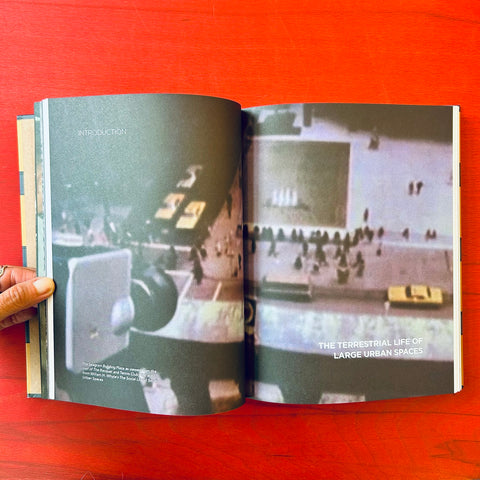 Unless: The Seagram Building Construction Ecology / Kiel Moe