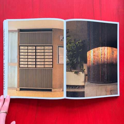 HALLWAYS / Romain Laprade