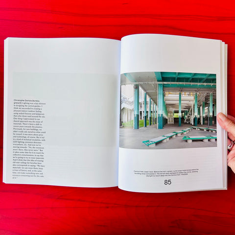 Take On Add Away: A Transformation of the Palais des Expositions Charleroi / AgwA, architecten jan de vylder inge vinck, Andreas Ruby, Ilka Ruby, Filip Dujardin