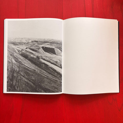NEU / Luca Castel