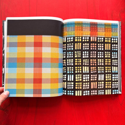 Textile Alchemy: The Art of Reiko Sudo & NUNO: Trade Edition / Sharon Sadako Takeda, Toyo Ito, Kunihiko Moriguchi, Reiko Sudo, Michael Govan