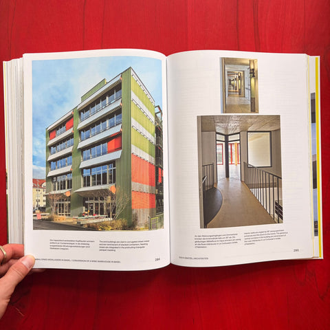 Wohnen / Housing: 33 Antworten auf die Wohnungsfrage / 33 Answers to the Housing Question / Jeanette Kunsmann, Laura Traub