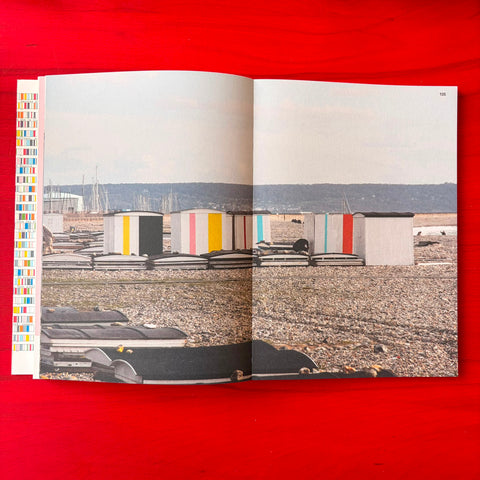 Couleurs sur la plage / K.Martens E.Boyer