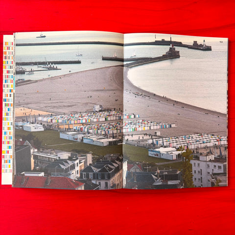 Couleurs sur la plage / K.Martens E.Boyer