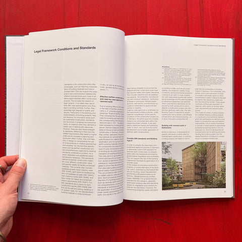 Building with Rammed Earth (DETAIL Practice) / Felix Hilgert