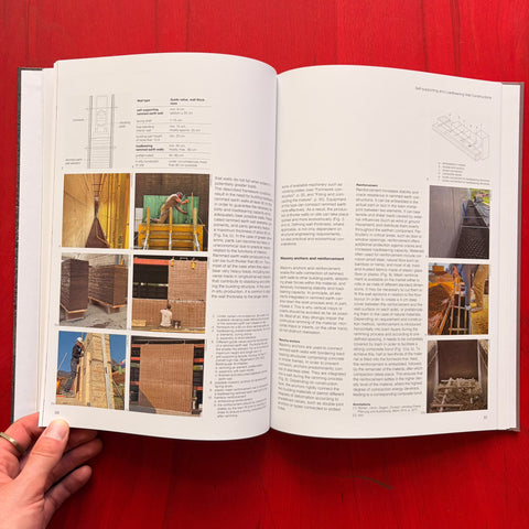 Building with Rammed Earth (DETAIL Practice) / Felix Hilgert