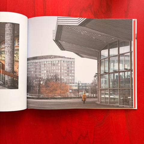 CIRK: Build Your Own Socialist-Era Modernist Circus / Zupagrafika