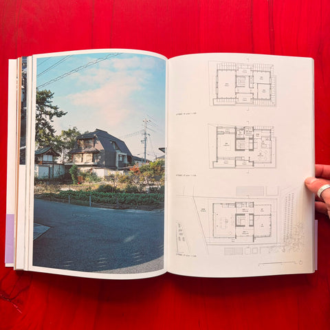 dot architects : Politics of Living