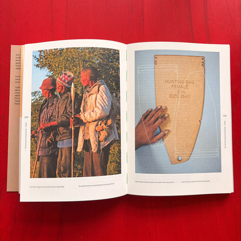 Tju|ho, Thoughtful ways of making and walking / Catherine Willems, Festus Soroab, Anca Ușurelu [eds.]