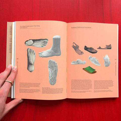 Tju|ho, Thoughtful ways of making and walking / Catherine Willems, Festus Soroab, Anca Ușurelu [eds.]